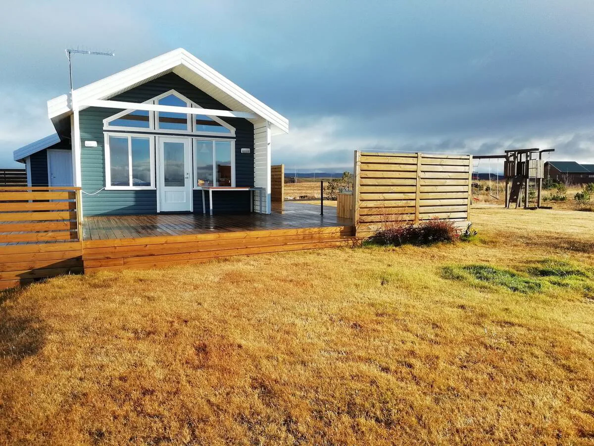 Little Blue House Iceland — exterior 6