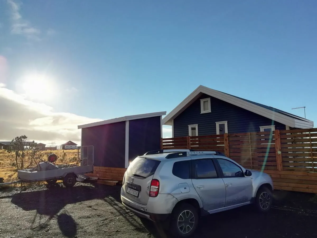 Little Blue House Iceland — exterior 8