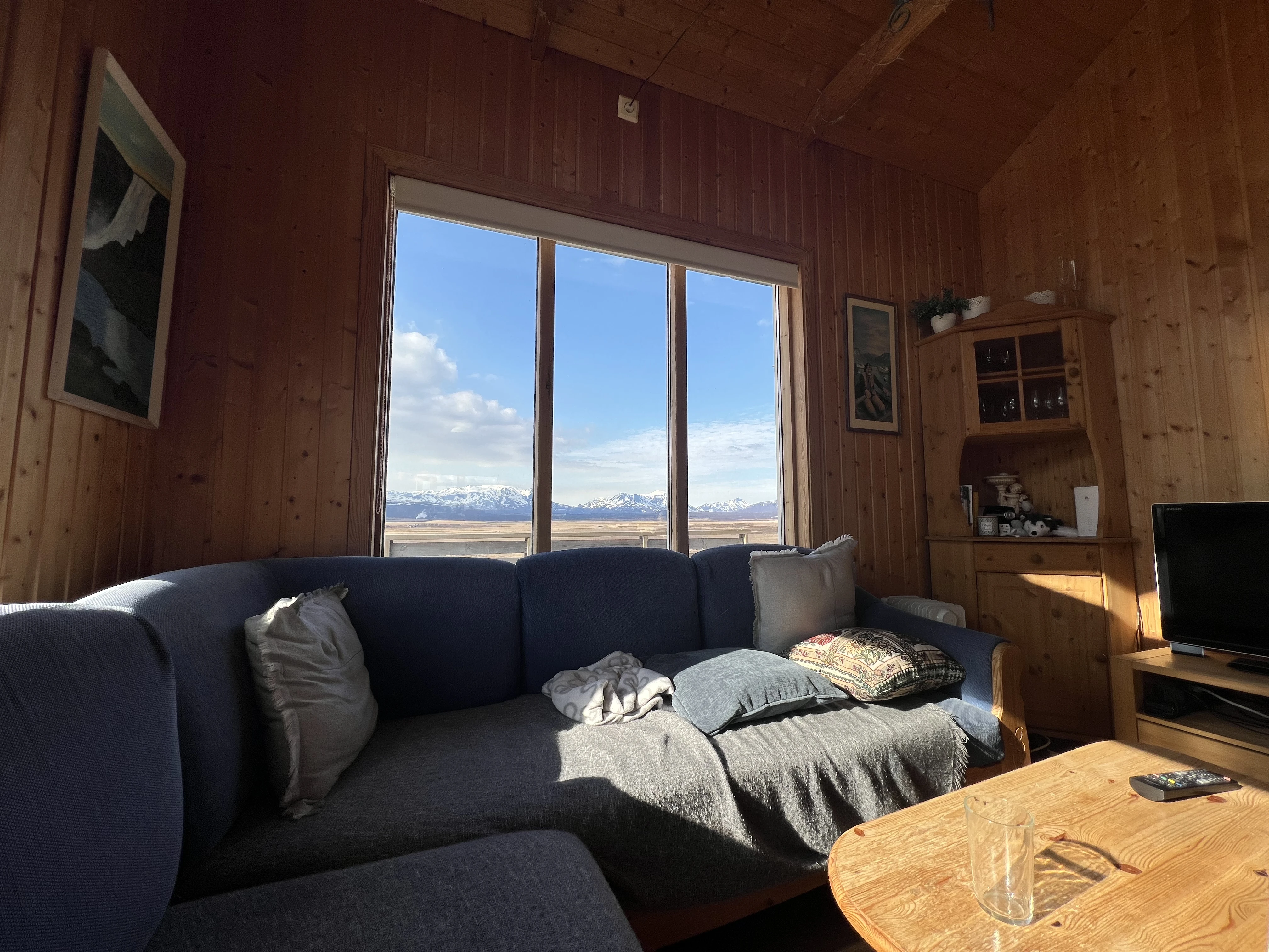 Little Blue House Iceland — living 1